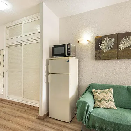 Cristianos - Edificio Rosamar Daire *