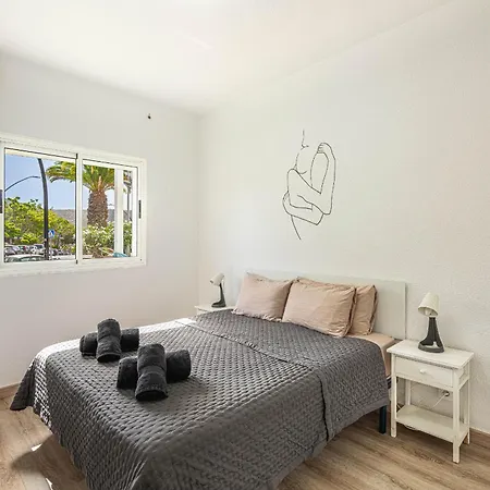 Cristianos - Edificio Rosamar * Los Cristianos (Tenerife)