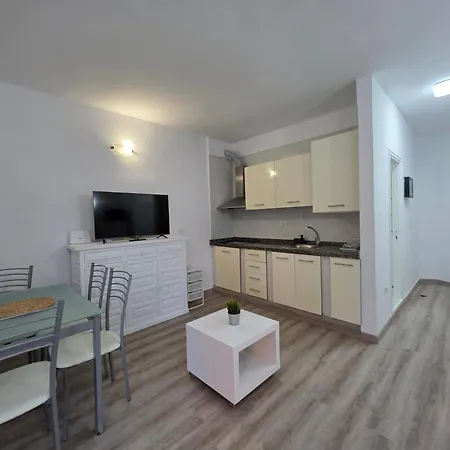 Cristianos - Edificio Rosamar لوس كريستيانوس